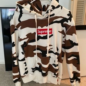 Supreme Hoody